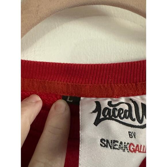 Laced Up by SNEAKGALLERY Red Chenille Patch Spellout GOAT Sweatshirt - Sz Large - Picture 3 of 5